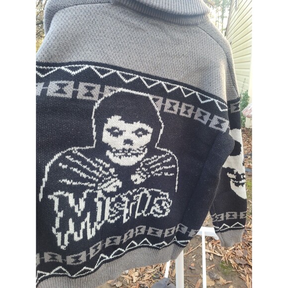 Misfits Cardigan Sweater XL - Picture 10 of 10
